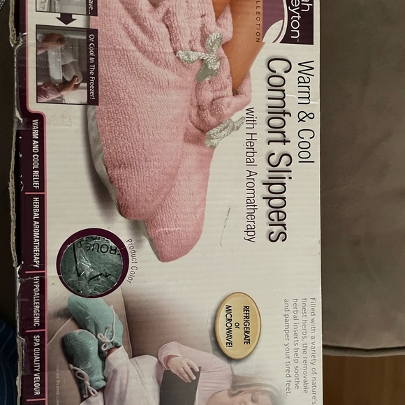 Warm and cold comfort slippers with herbal aromatherapy - Picture 2 of 2